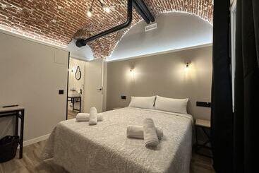 בית מלון כפרי Cc Opera Suites