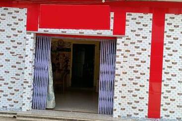 호텔 Goroomgo Happy Palace Gaya