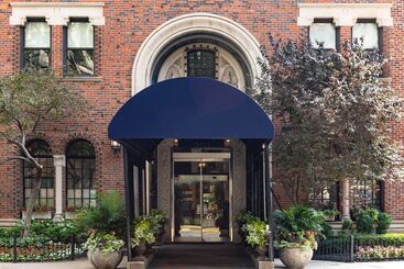 هتل Magnificent Mile Suites