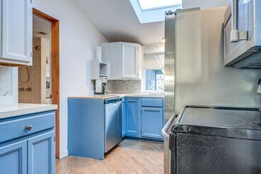 קוטג'' The Lodge On Lake 13  Private Lakefront Retreat!