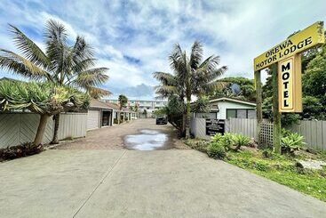Мотель Orewa Motor Lodge