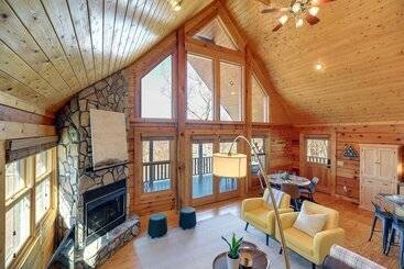 Сельский дом Mtn View Blue Ridge Cabin On Over 2 Acres!