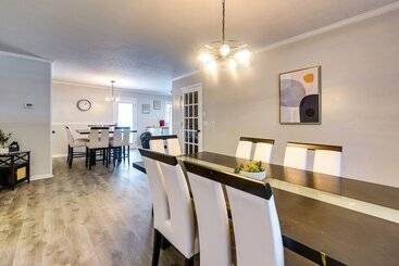 کلبه Newly Remodeled Home In North Myrtle Beach!