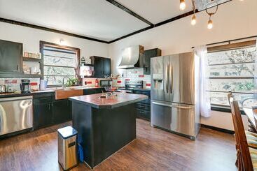 별장 Peaceful Flower Mound Home W/ Patio On 4 Acres!