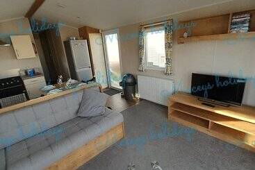 بيت ريفى Pet Friendly Caravan In Walton On The Naze