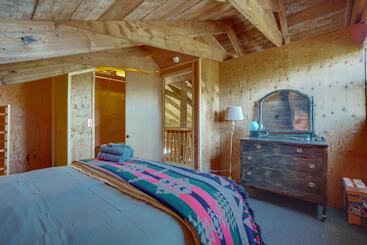 Сельский дом Red Feather Lakes Cabin W/ Deck & Views!