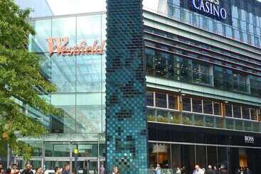 レジデンス Immaculate 3 Bed Luxury House In Dagenham London