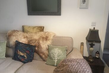 إقامة Impeccable 2 Bed House In Attleborough