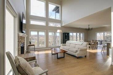 بيت ريفى Riverfront Cotter Home: Close To Trout Fishing!