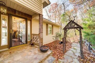 コテージ Cabin W/ Mountain Views: Near Cashiers & Highlands
