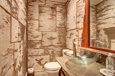 קוטג'' Serene Silver Bay Home On Lake George W/ Boat Slip