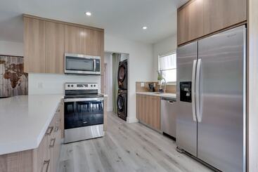 بيت ريفى Spacious + Serene Miami Home: Walk To Metrorail!