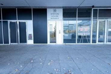 Stunning City View Apartments In Milton Keynes, Central Location Close To Everything, Free Parking