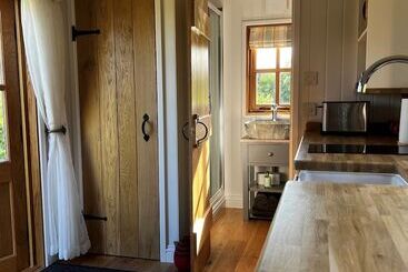 بيت ريفى Woodpecker Hill   Apple Orchard In Alfriston