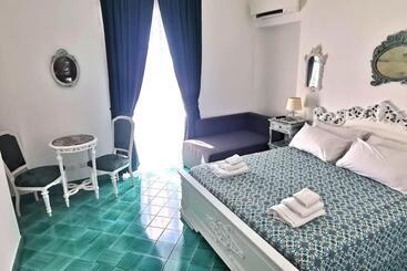 צימר Sea View Apartments Amalfi Coast By Amalfi Coast With Locals