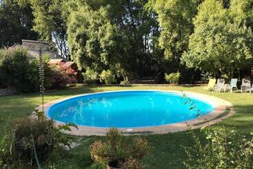 בית מלון כפרי Cabañas Hosteria De Vilches