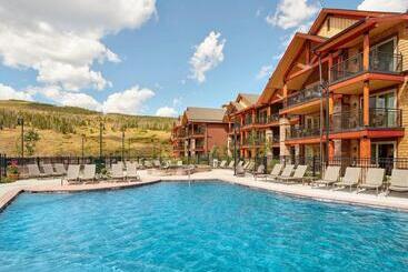 호텔 Fresh Snow! Exquisite Upscale Oasis · Ski Resort