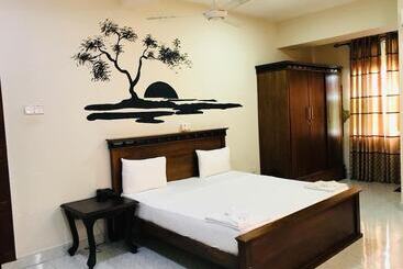 酒店 Royal Grand Paradise Resort And Tours Near Colombo