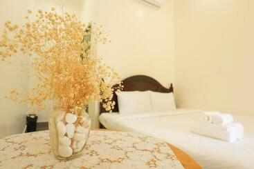 ペンション Kiwi S Homestay & Cafe