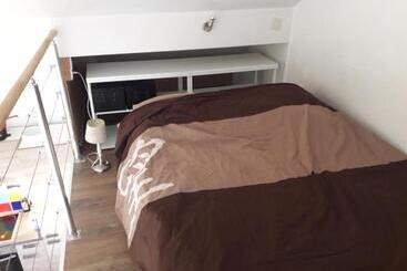 פנסיון La Cave Au Chat Pitre  Le Fenil