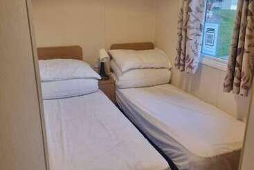 بيت ريفى Stunning 8 Berth Caravan In Poole