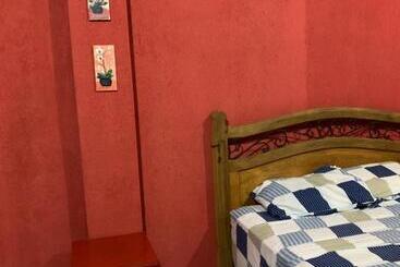 Bed And Breakfast 879