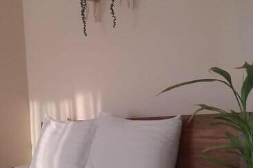 Bed and Breakfast The Dew Drop