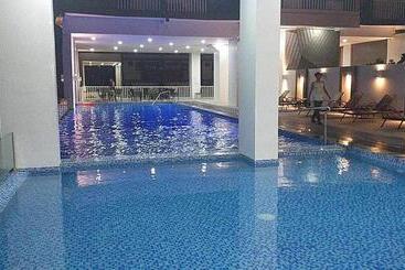 هتل آپارتمان Condotel810bywvtowers1&2