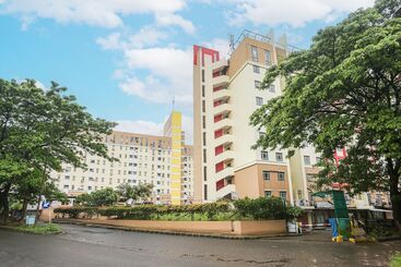 فندق Collection O 93646 Grand Property By Maria