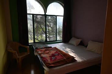 פנסיון Krishna Paying Guest House