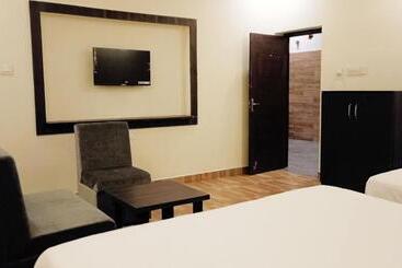 R Hotels By Suraj Residency Yercaud