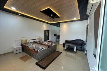 בית מלון כפרי Nature‘r Nest Homestead