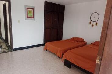 پانسیون La Iguana Café Y Más