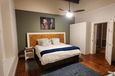 بنسيون Magoos On 62