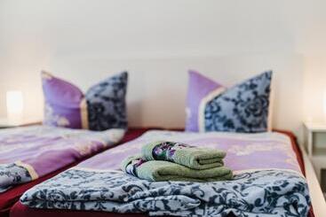 Rebentisch Hotel Ferienwohnungen Restaurant