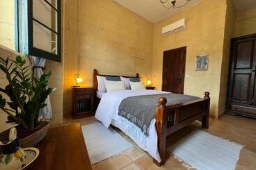 تختخواب و صبحانه Nanna S Way, Wellness Retreat