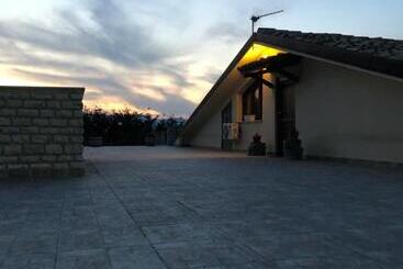 Agriturismo Serra Moneta