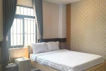 هتل Khách Sạn Metro Ban Mê