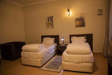 هتل Mt. Rwenzori Golf Resort & Spa