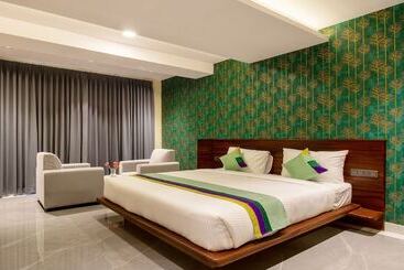 هتل Treebo Jaguar Comforts, 3 Kms From Mahatma Gandhi Park