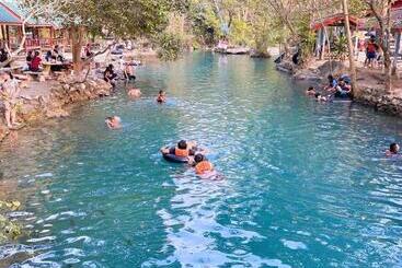 호텔 Vangvieng Sisavang Mountain View