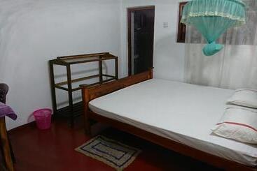 פנסיון Ranawaka Guest