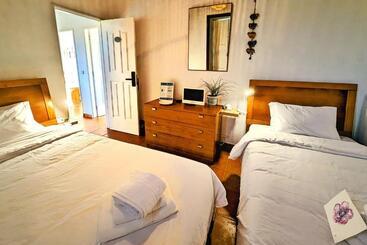 بنسيون Torre De Santiago   Guest House