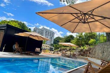 호스텔 さかなやステイ