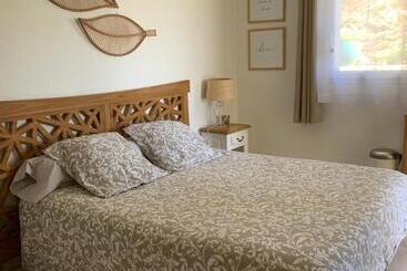 ベッドアンドブレックファースト Chambre 2 Dans Un Petit Paradis