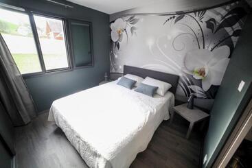 مبيت وإفطار Chambres D Hôtes Les Hirondelles