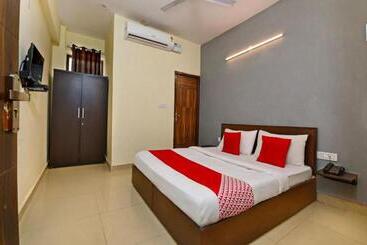 Hotel Flagship Greenfield Colony