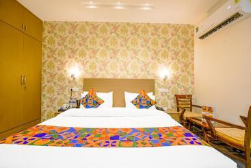 Fabhotel Prime Victoria Regency