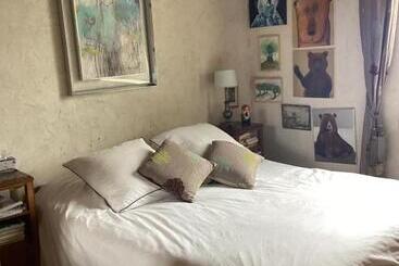 펜션 Chambres Hôtes Avec Piscine