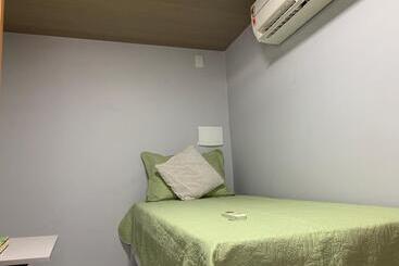 膳宿费 Suíte Independente Com Ar, Wifi, Smartv E Cozinha